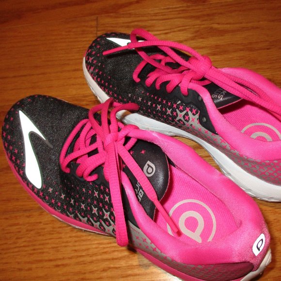Brooks Pure Flow 5 - Girl's Size 6 - Picture 2 of 3
